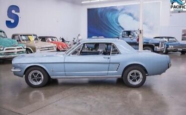 Ford-Mustang-Coupe-1966-1