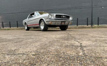 Ford-Mustang-Coupe-1966-6