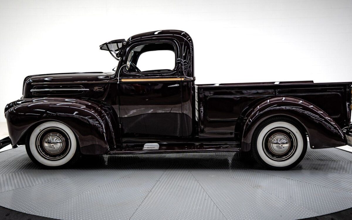 Ford-Other-Pickups-1946-3