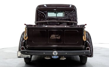 Ford-Other-Pickups-1946-5