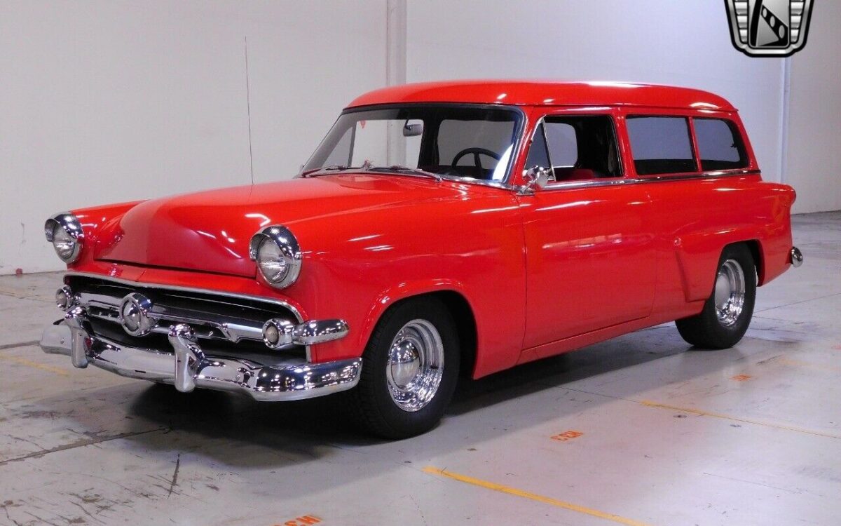 Ford-Ranch-Wagon-1954-2