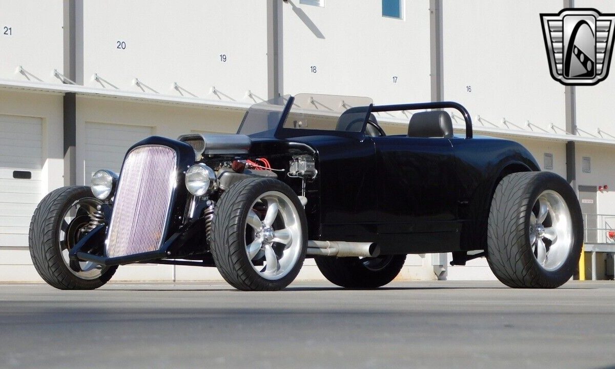 Ford-Roadster-1932-3