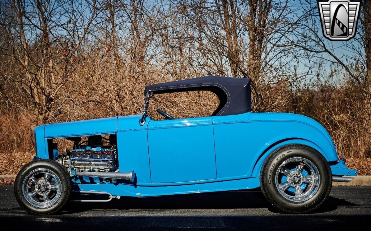 Ford-Roadster-1932-3