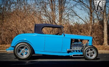 Ford-Roadster-1932-7