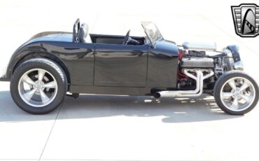 Ford-Roadster-1932-8