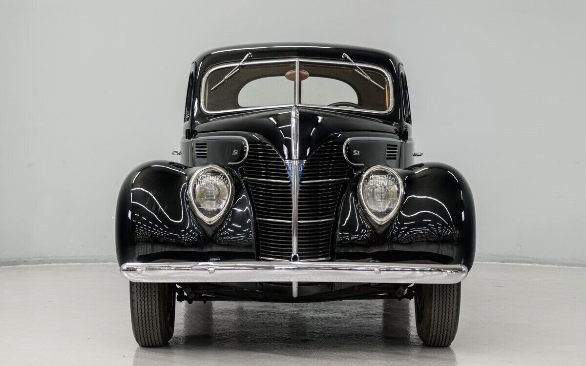 Ford-Standard-Coupe-1939-4