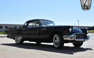 Ford-Thunderbird-1957-8