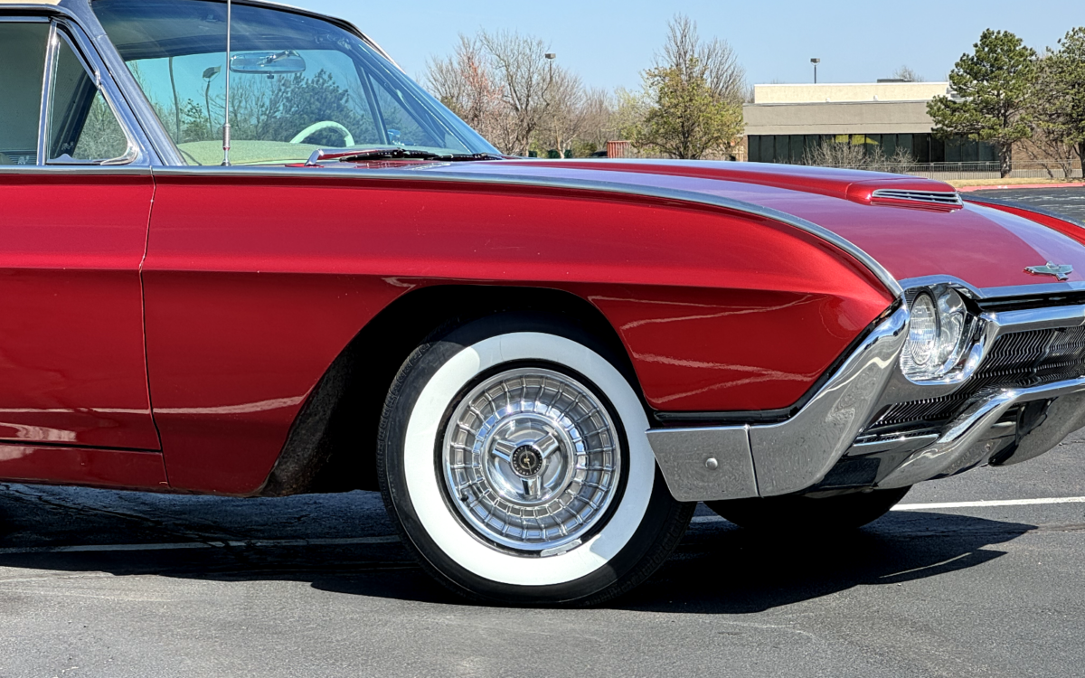 Ford-Thunderbird-Coupe-1963-5