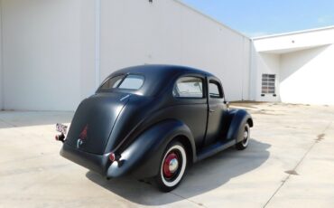 Ford-Tudor-1937-10