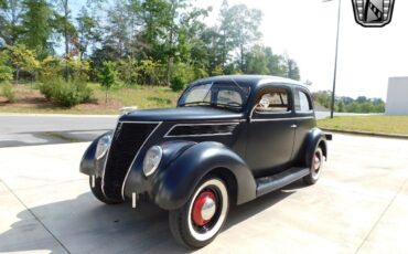 Ford-Tudor-1937-4