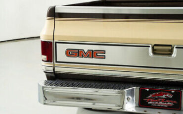 GMC-Sierra-1500-Pickup-1984-10