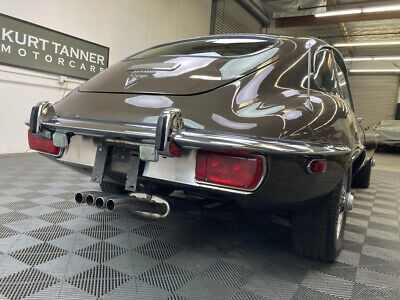 Jaguar-E-Type-1972-8