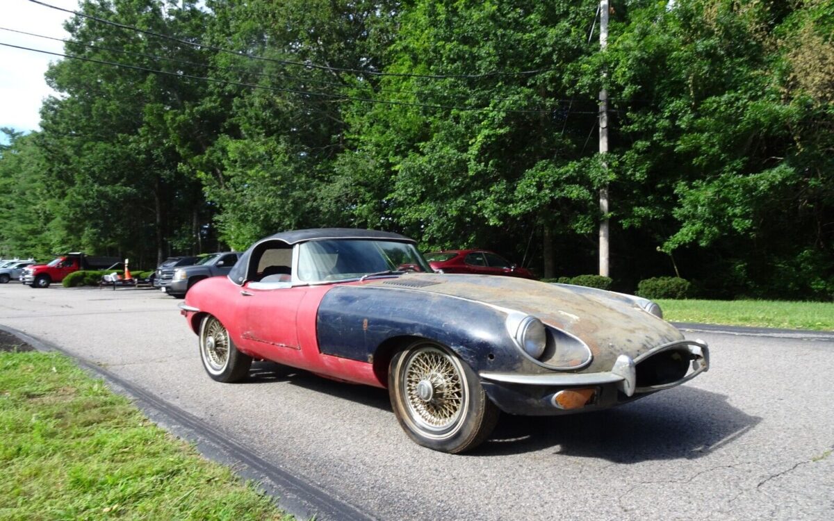Jaguar-E-Type-Cabriolet-1969-1