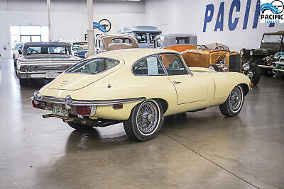 Jaguar-E-Type-Coupe-1969-4