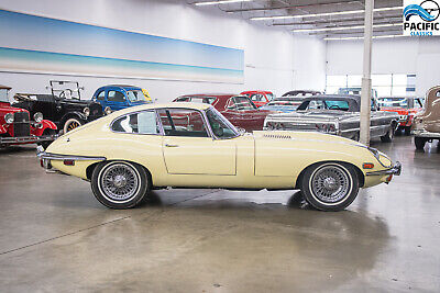 Jaguar-E-Type-Coupe-1969-5