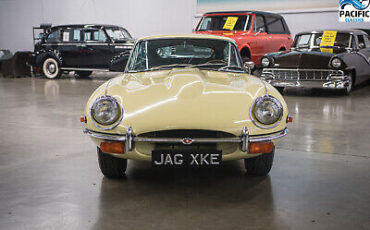 Jaguar-E-Type-Coupe-1969-7