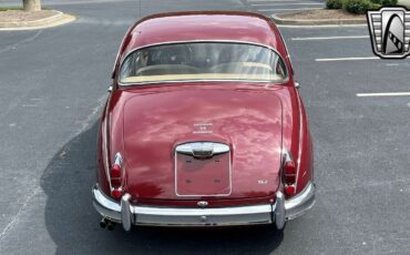 Jaguar-MK-II-1960-4