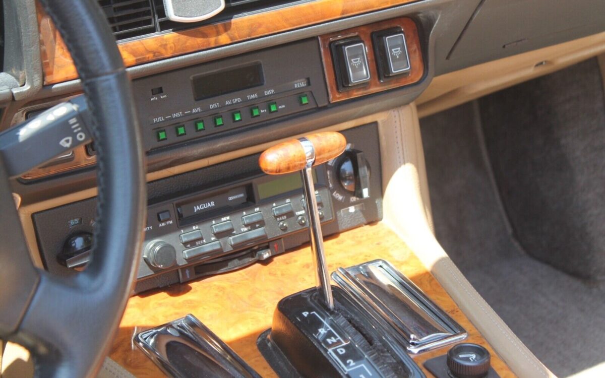 Jaguar-XJS-Cabriolet-1990-12