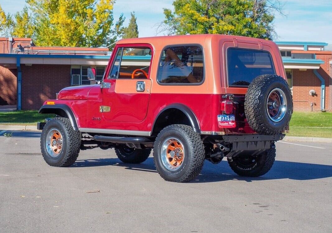 Jeep-CJ-1983-1