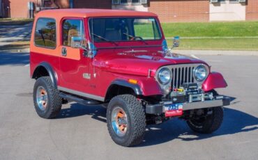 Jeep-CJ-1983-5