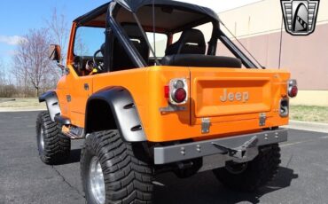 Jeep-CJ-1984-3
