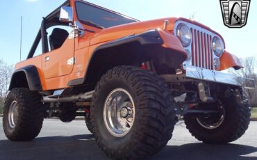 Jeep-CJ-1984-8