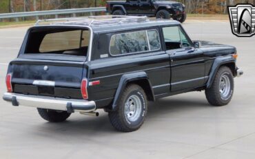 Jeep-Wagoneer-1982-7