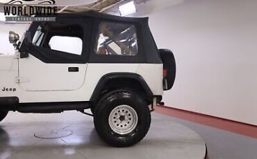 Jeep-Wrangler-1988-9