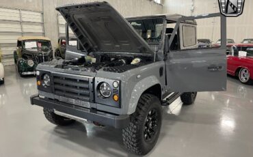 Land-Rover-Defender-1991-8