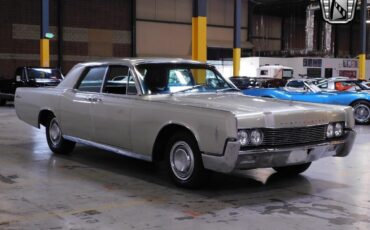 Lincoln-Continental-1966-5