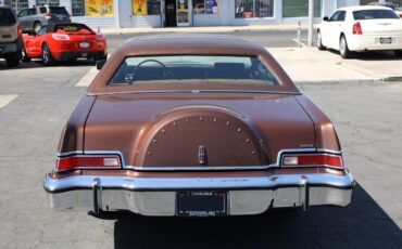 Lincoln-Continental-Coupe-1976-1