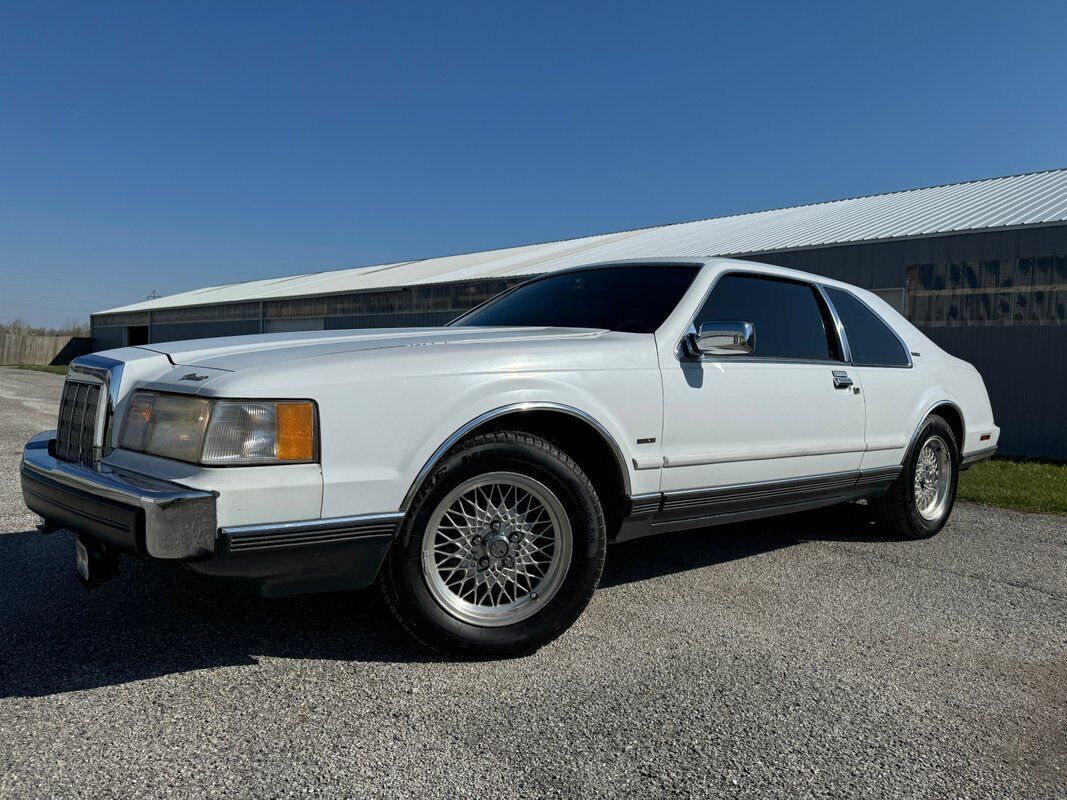 Lincoln Mark Series  1990 à vendre