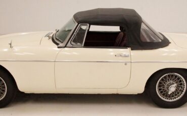 MG-MGB-Cabriolet-1964-2