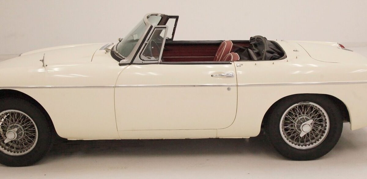 MG-MGB-Cabriolet-1964-3