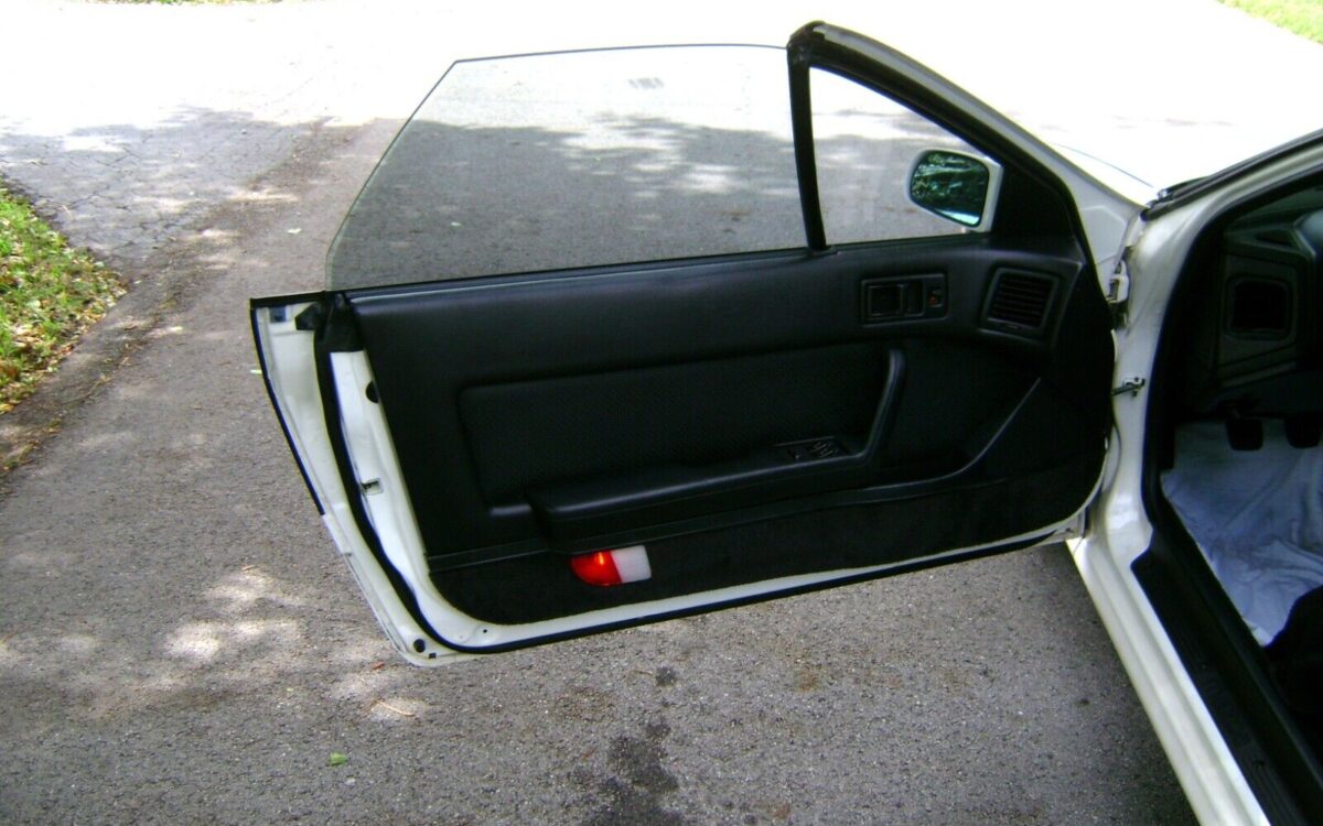 Mazda-RX-7-Cabriolet-1991-10