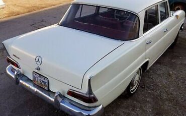 Mercedes-Benz-190-Series-Berline-1963-6