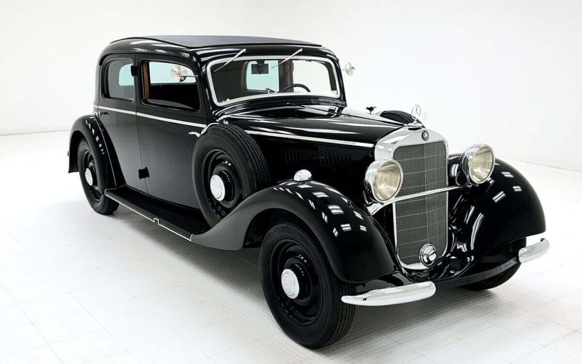 Mercedes-Benz-200-Series-Berline-1936-6