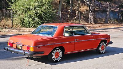 Mercedes-Benz-200-Series-Coupe-1976-8