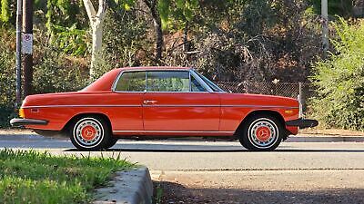 Mercedes-Benz-200-Series-Coupe-1976-9