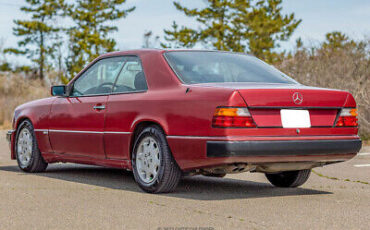 Mercedes-Benz-300-Series-Coupe-1991-5