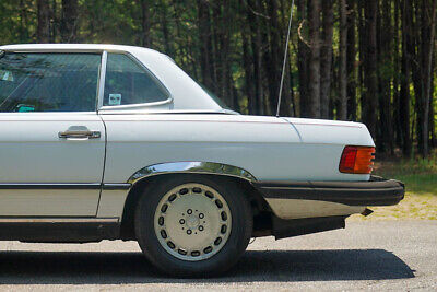 Mercedes-Benz-500-Series-Cabriolet-1989-4