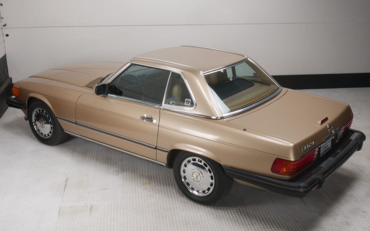 Mercedes-Benz-SL-Class-Cabriolet-1988-9