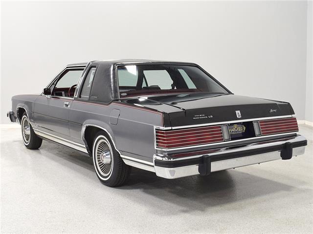 Mercury-Grand-Marquis-Coupe-1983-3