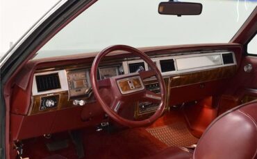 Mercury-Grand-Marquis-Coupe-1983-8