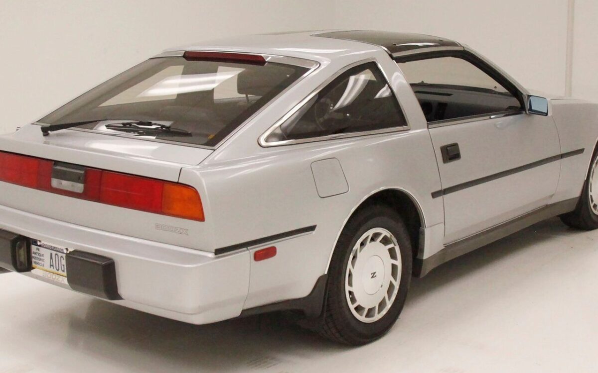 Nissan-300ZX-Coupe-1987-4