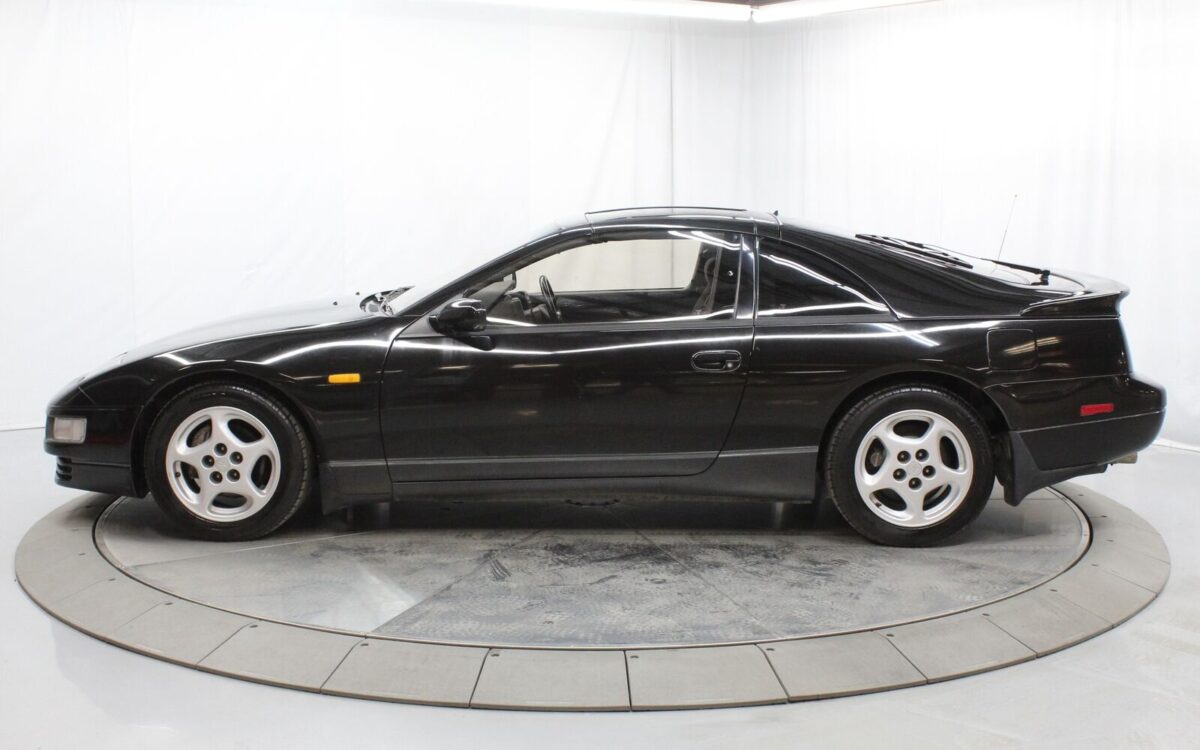 Nissan-Fairlady-Z-300ZX-Coupe-1990-3