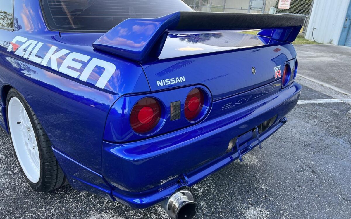 Nissan-GT-R-Coupe-1993-35