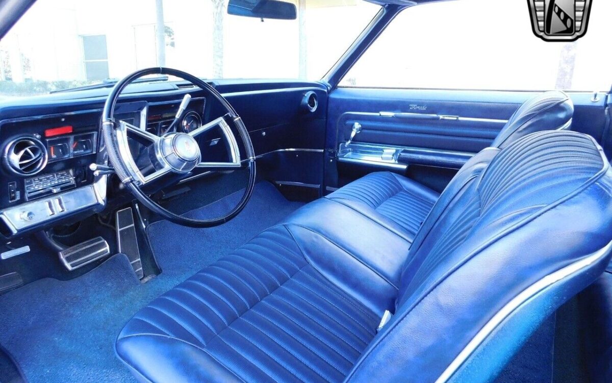 Oldsmobile-Toronado-1966-8