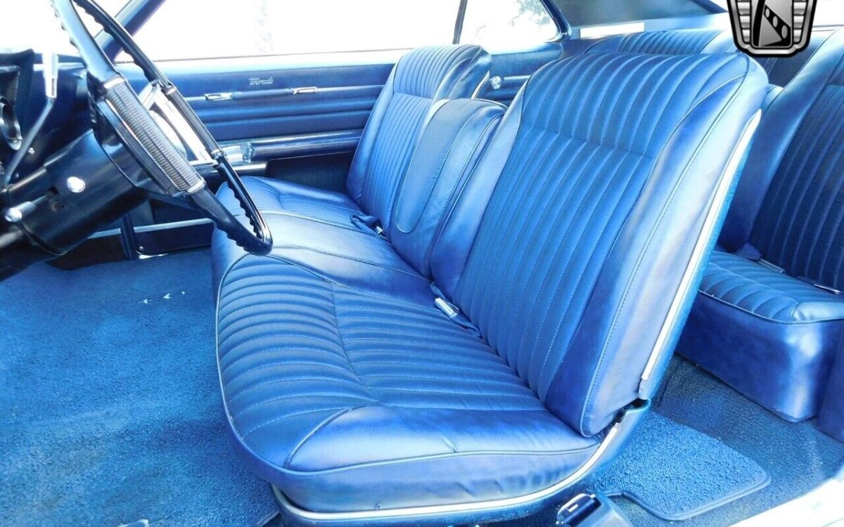 Oldsmobile-Toronado-1966-9