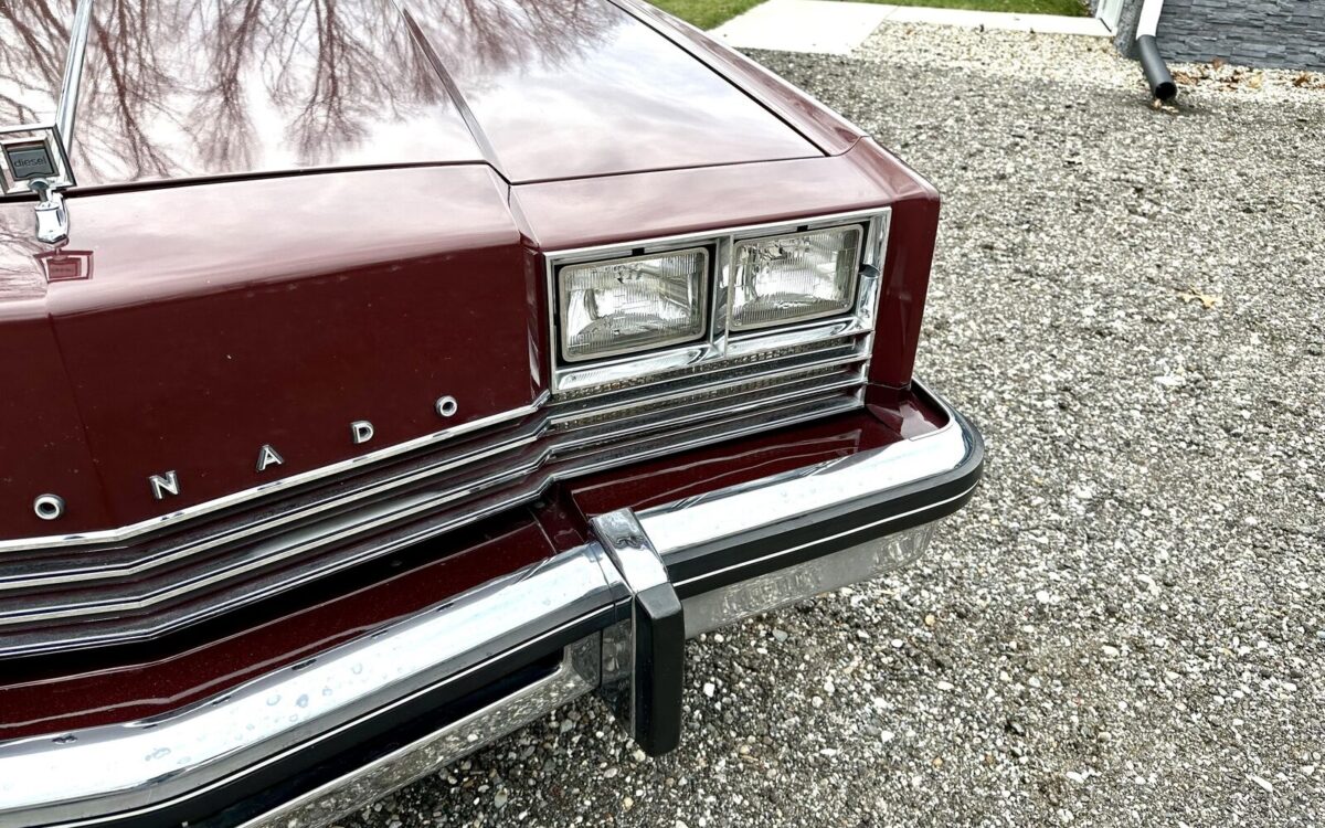 Oldsmobile-Toronado-1981-20